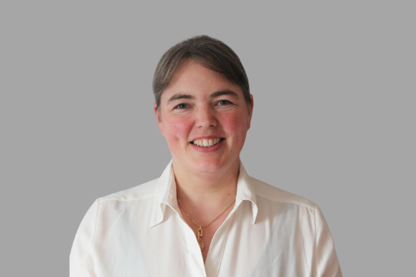 Prof. Amy Jayne Mcknight HEADSHOT 2